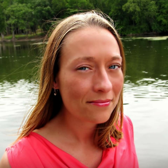 Meet your Posher, Carrie - Picture 3 of 11